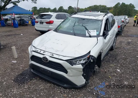 2021 Toyota Rav4 Xle Premium из США, поврежденный, VIN 2T3A1RFV8MW227754